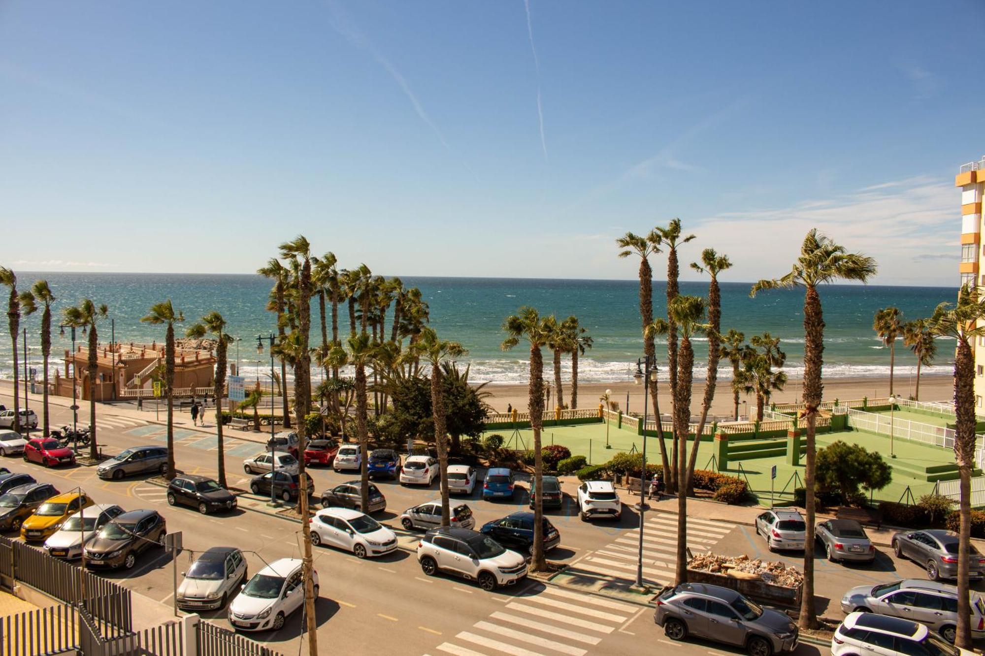 Ruselo 308. Loft En Paseo Maritimo De Torrox Costa Leilighet Eksteriør bilde